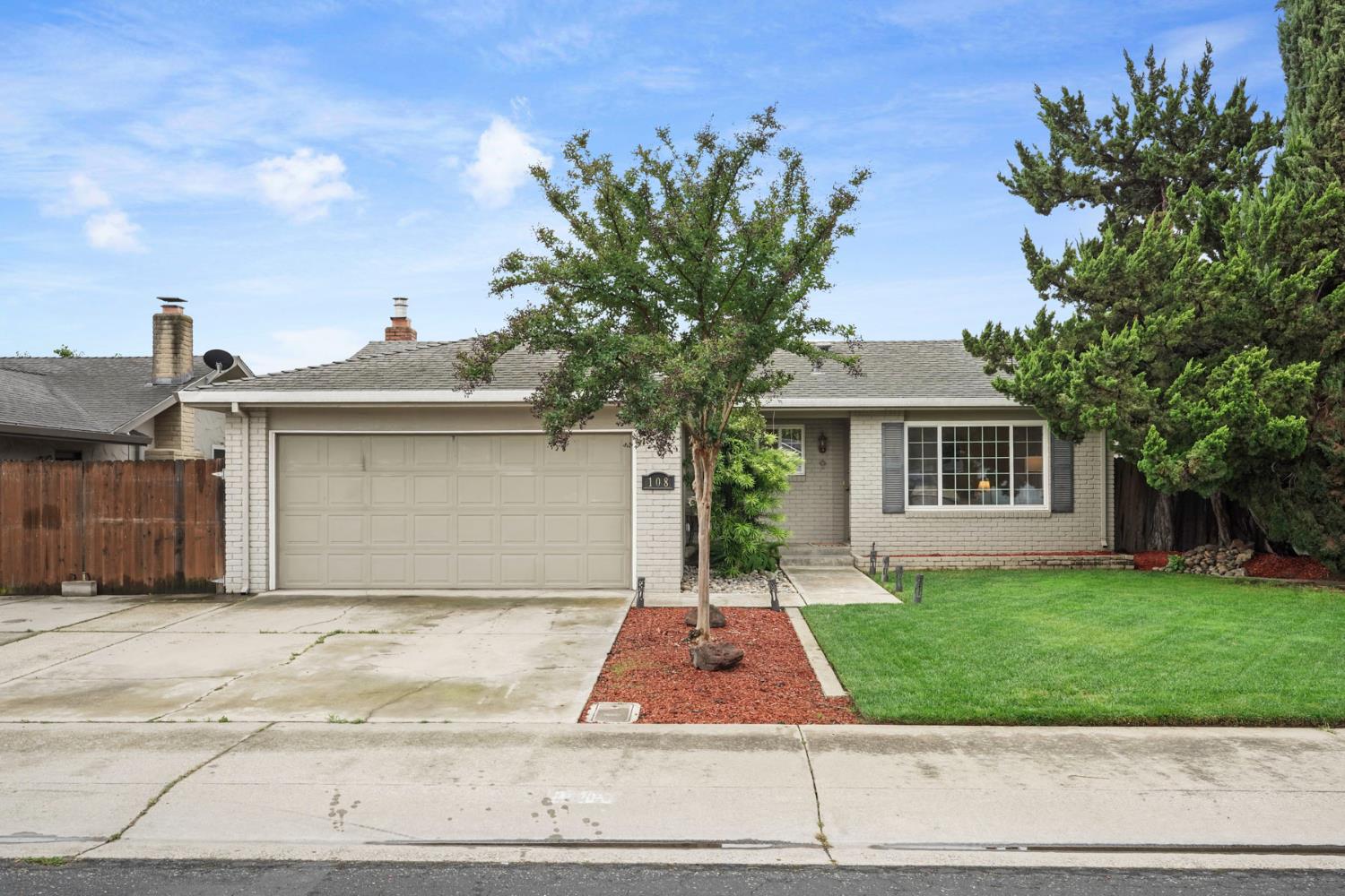 108 Ridge Drive Lodi, CA 95240 - Photo 1 of 42