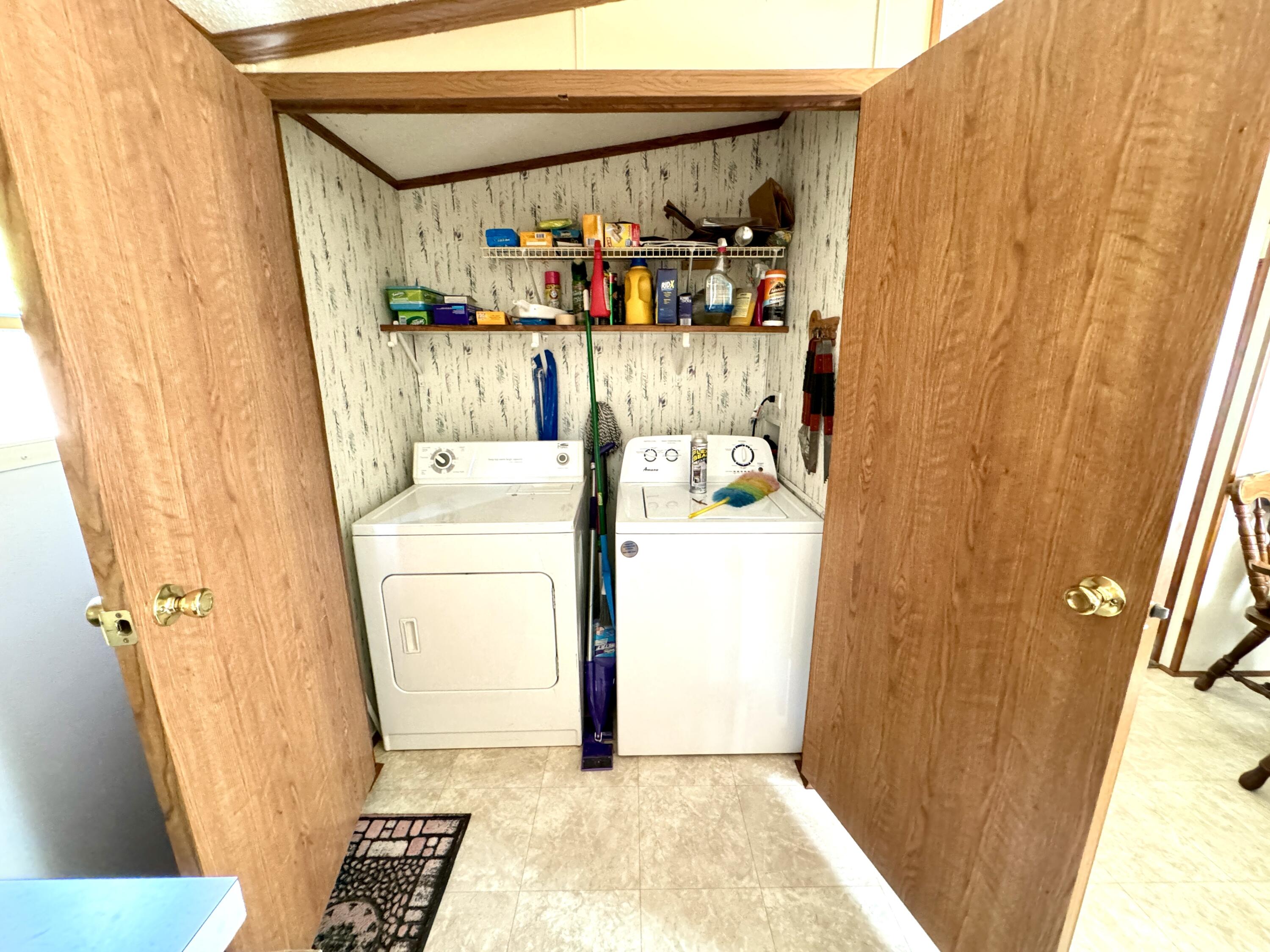 6822 East 16 Mile Road Reed City, MI 49677 - Photo 7 of 13 laundry room