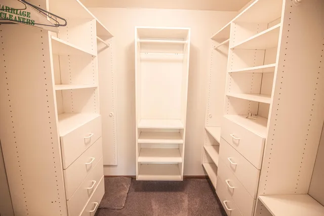 $499,900 | 2415 Walnut Grove Court, Unit B, Brookfield, WI 53005