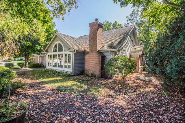 $499,900 | 2415 Walnut Grove Court, Unit B, Brookfield, WI 53005