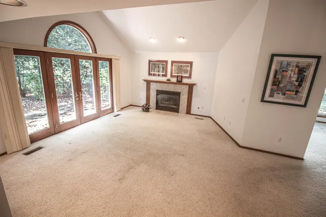 $499,900 | 2415 Walnut Grove Court, Unit B, Brookfield, WI 53005