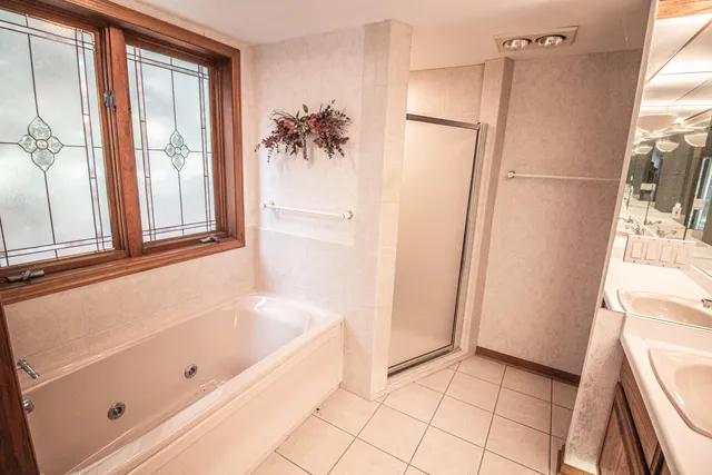 $499,900 | 2415 Walnut Grove Court, Unit B, Brookfield, WI 53005