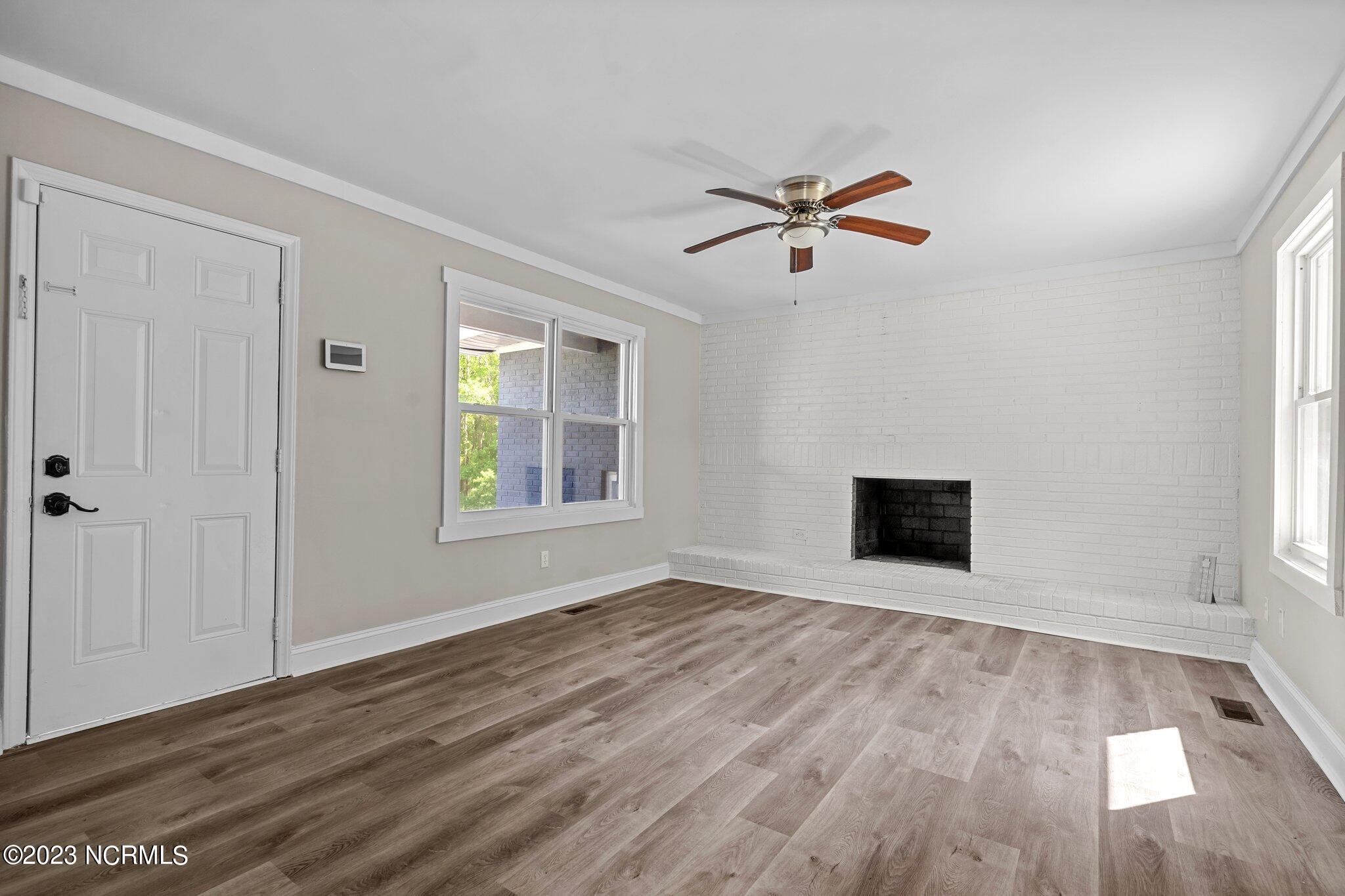 1245 Whitley Road Middlesex, NC 27557 - Photo 11 of 37 Family room 2