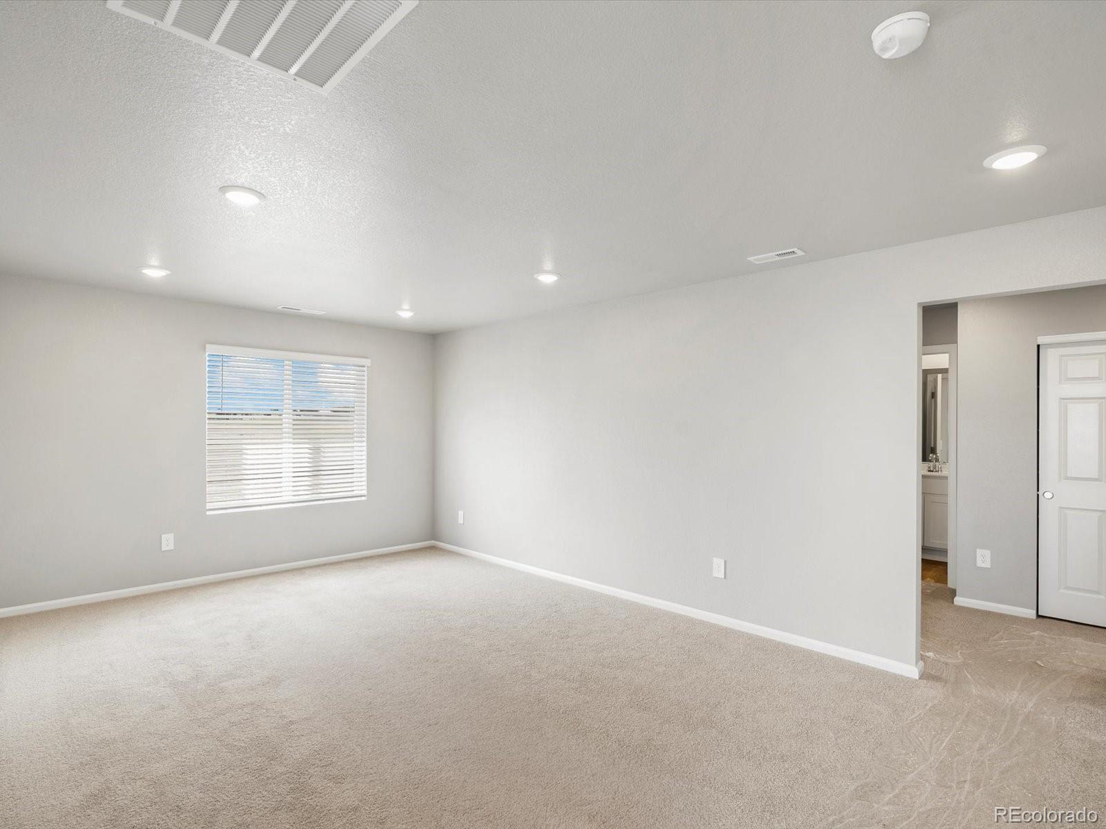 4624 Rabbitbrush Street Johnstown, CO 80534 - Photo 13 of 32 Gallery Image 13