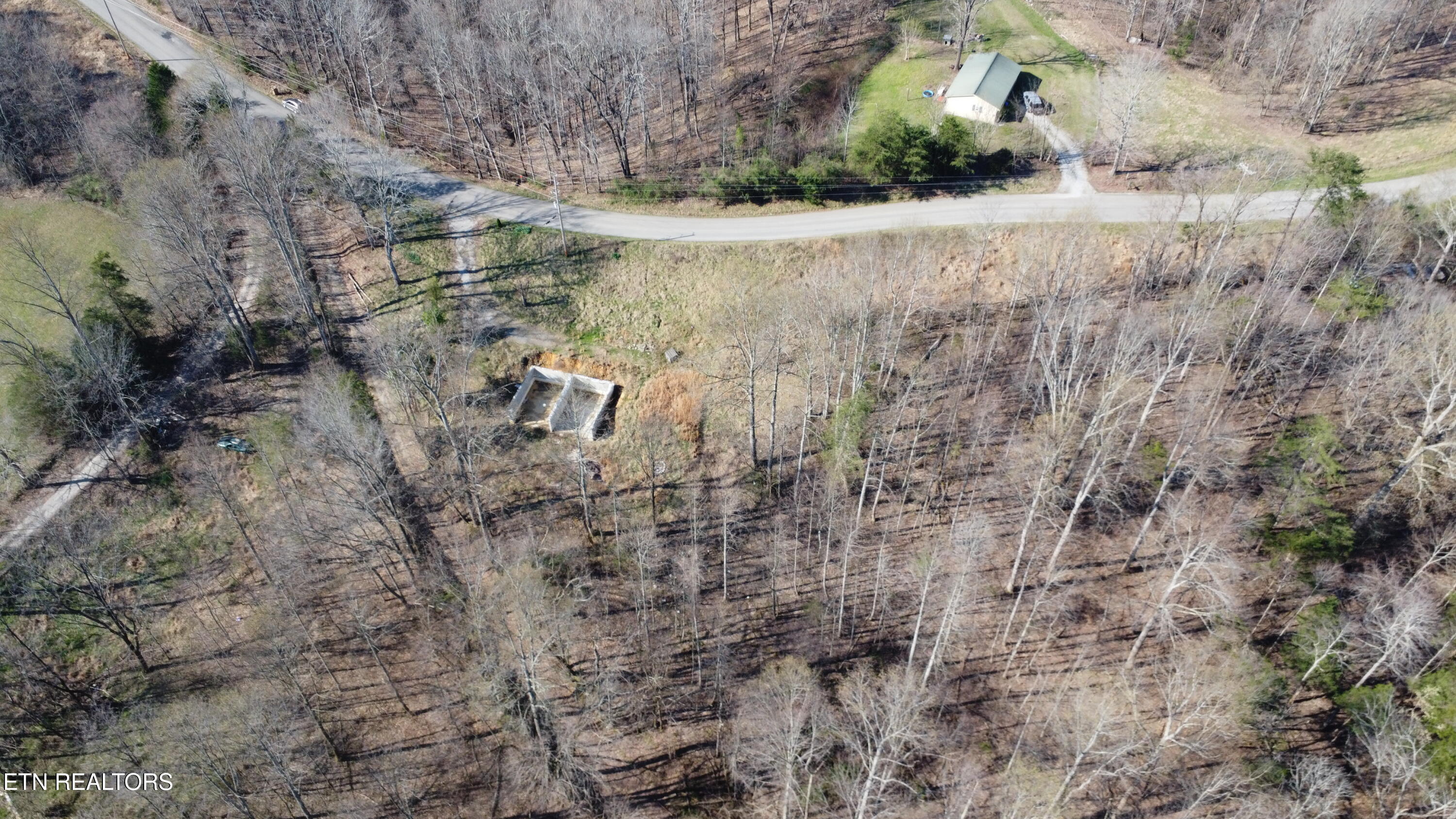174 Turkey Town Road Hilham, TN 38568 - Photo 17 of 20 DJI_0151