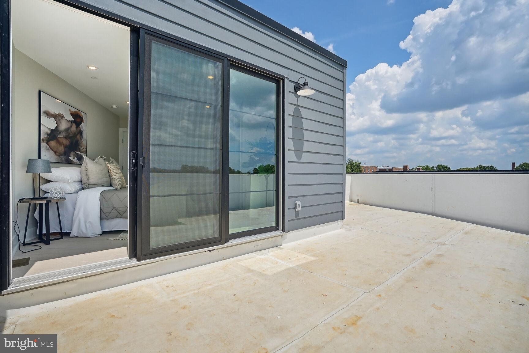 901 19th Street Northeast, Unit PH2 Washington, DC 20002 - Photo 29 of 31 a view of a terrace