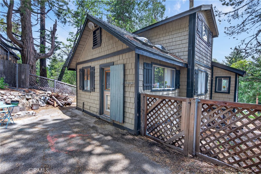 1190 Scenic Way Rimforest, CA 92378 - Photo 42 of 42 Gallery Image 42
