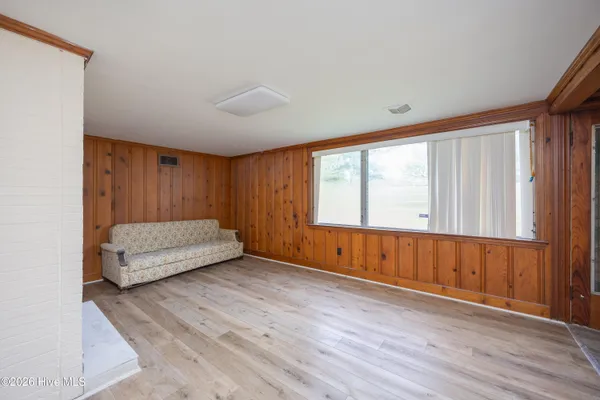 $199,900 | 321 North Church Avenue, Garland, NC 28441