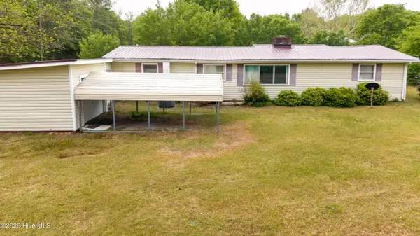 $199,900 | 321 North Church Avenue, Garland, NC 28441