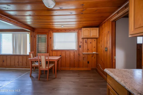 $199,900 | 321 North Church Avenue, Garland, NC 28441