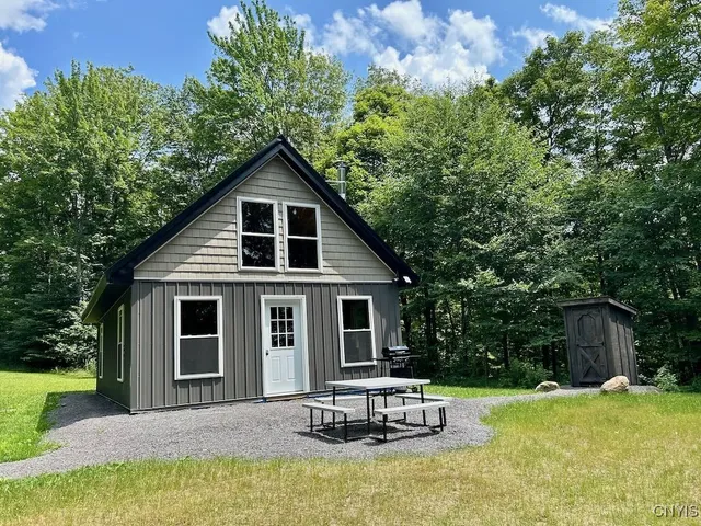 $159,000 | 516 Wart Road, Boylston, NY 13083