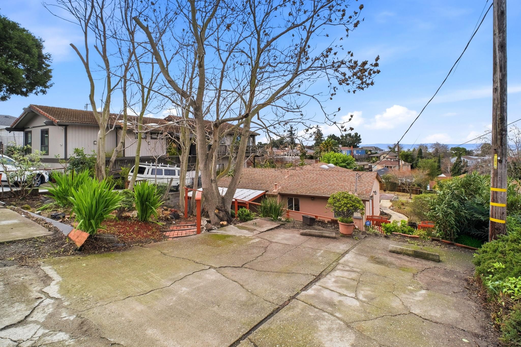 14683 Midland Road San Leandro, CA 94578 - Photo 25 of 31 a view of a chairs and tables in the patio