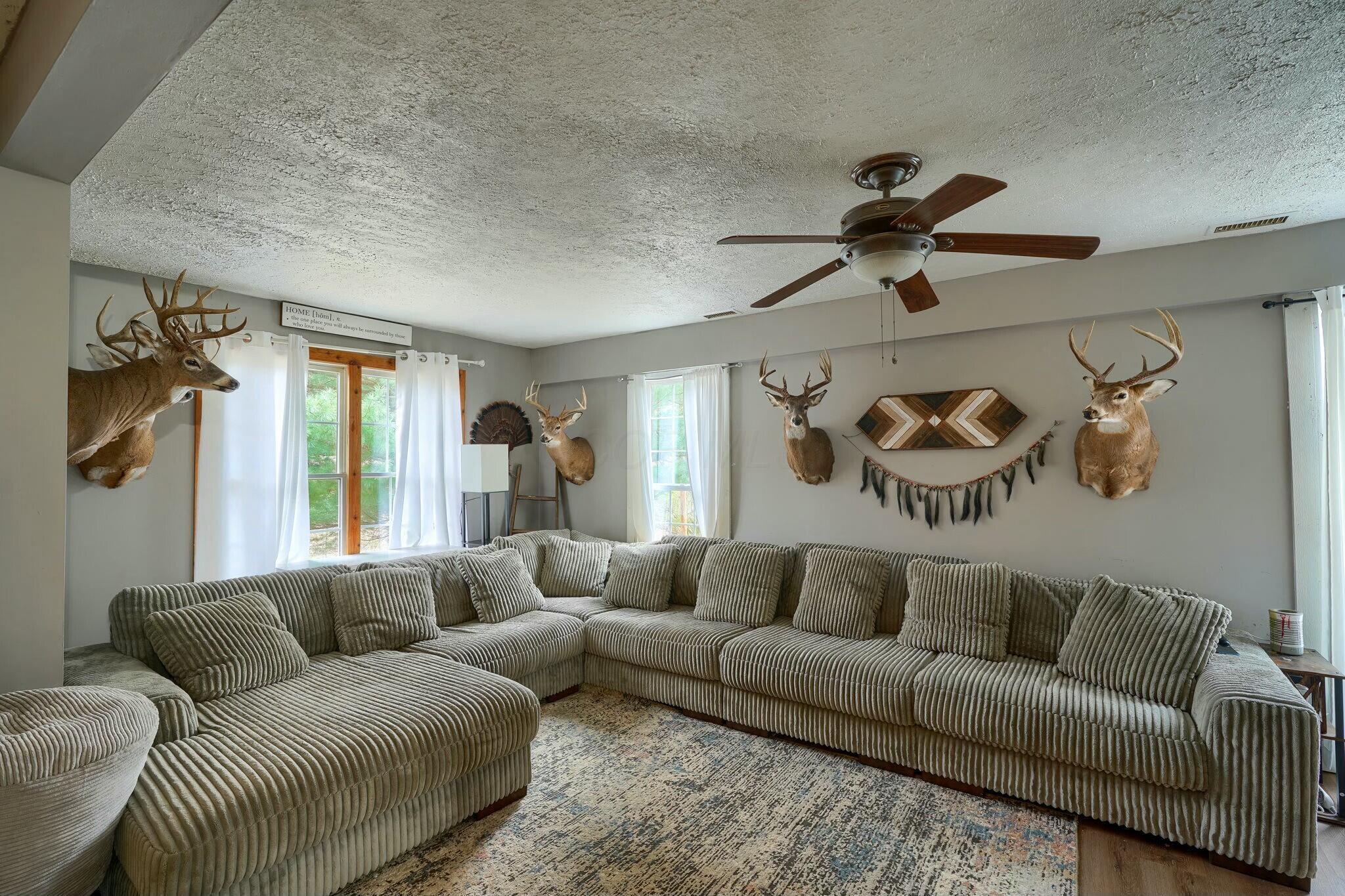 40 Blue Valley Road Southeast Lancaster, OH 43130 - Photo 25 of 76 tempImagedxDEKp