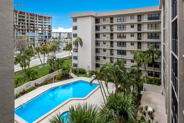$2,850 | 1001 Benjamin Franklin Drive, Unit 512, Sarasota, FL 34236