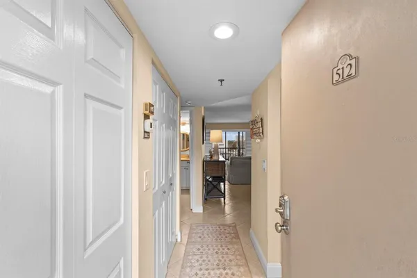 $2,850 | 1001 Benjamin Franklin Drive, Unit 512, Sarasota, FL 34236