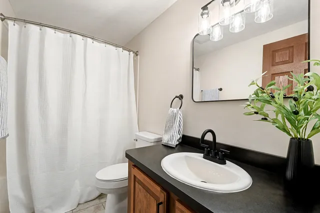 $479,900 | 549 Nicholas Road, Ionia, MI 48846