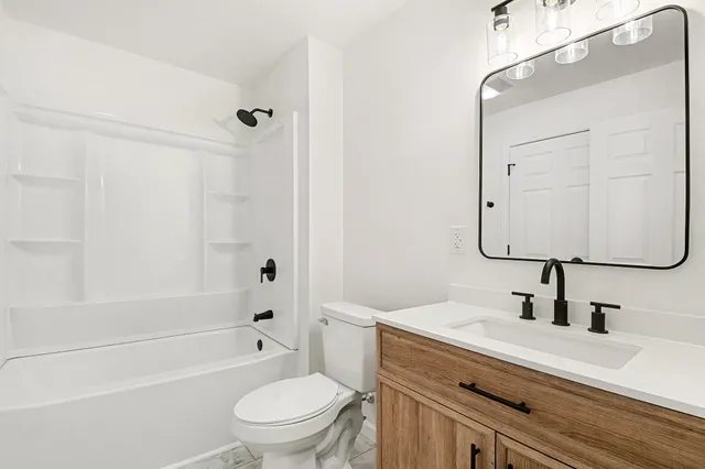 $479,900 | 549 Nicholas Road, Ionia, MI 48846