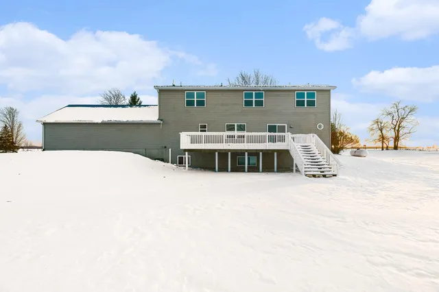 $479,900 | 549 Nicholas Road, Ionia, MI 48846