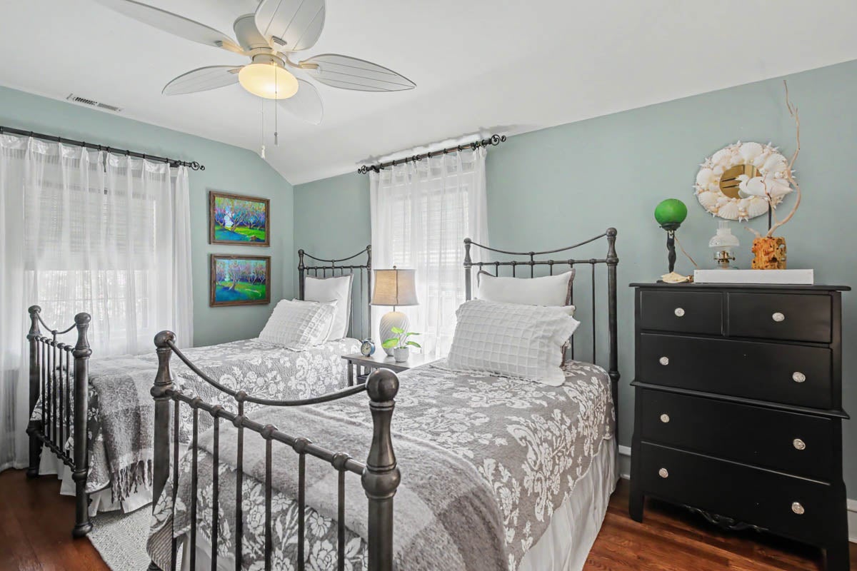 103 Locust Avenue Hampton, VA 23661 - Photo 26 of 37 Gallery Image 26