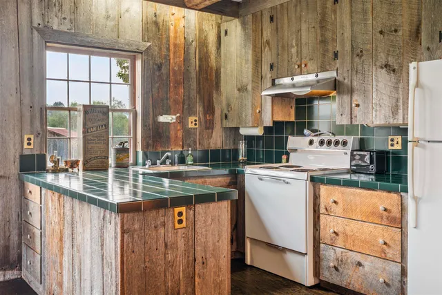 $1,995,000 | 198 Piper Hill Road, Weston, VT 05161