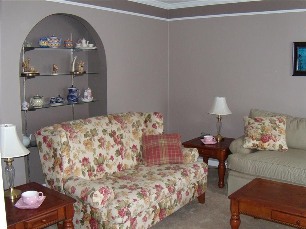 234 Lentz Road Latrobe, PA 15650 - Photo 5 of 19 Living Room
