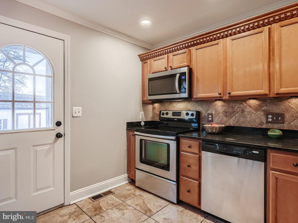 7204 Gunpowder Road Middle River, MD 21220 - Photo 11 of 27