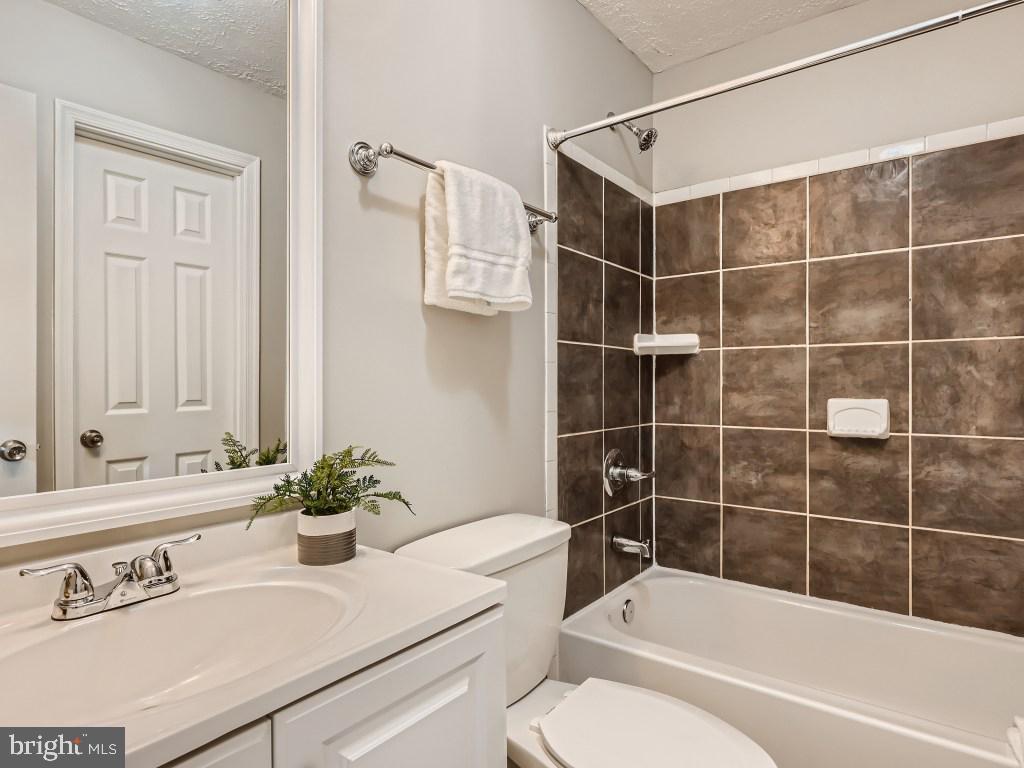 7204 Gunpowder Road Middle River, MD 21220 - Photo 15 of 27