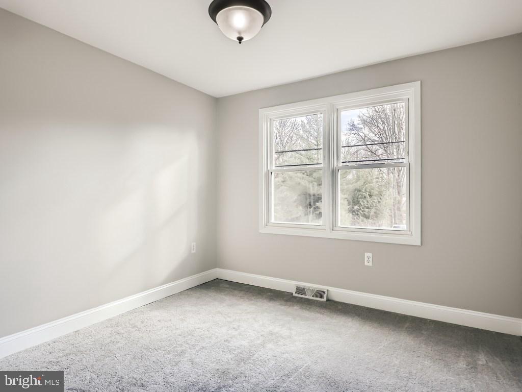 7204 Gunpowder Road Middle River, MD 21220 - Photo 17 of 27
