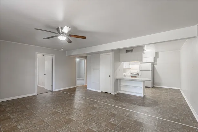 $700 | 525 12th Street, Unit 7, Huntsville, TX 77340