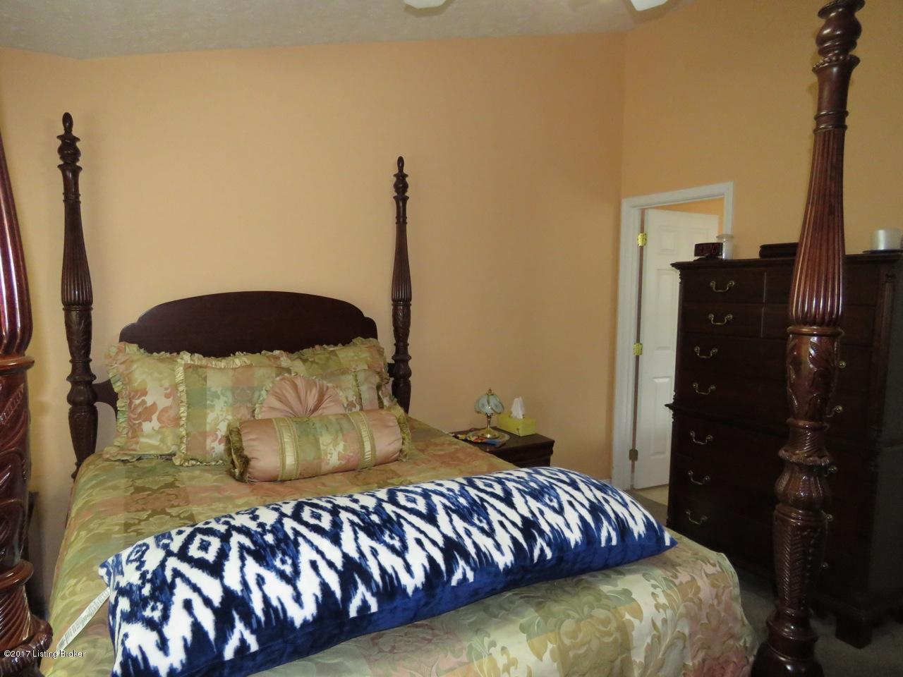 7807 Lariat Road Louisville, KY 40219 - Photo 10 of 28 alar5