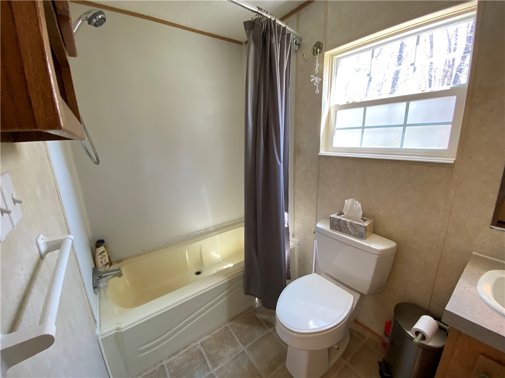 329 South Dellwood Road Mountain Rest, SC 29664 - Photo 32 of 47 Gallery Image 32