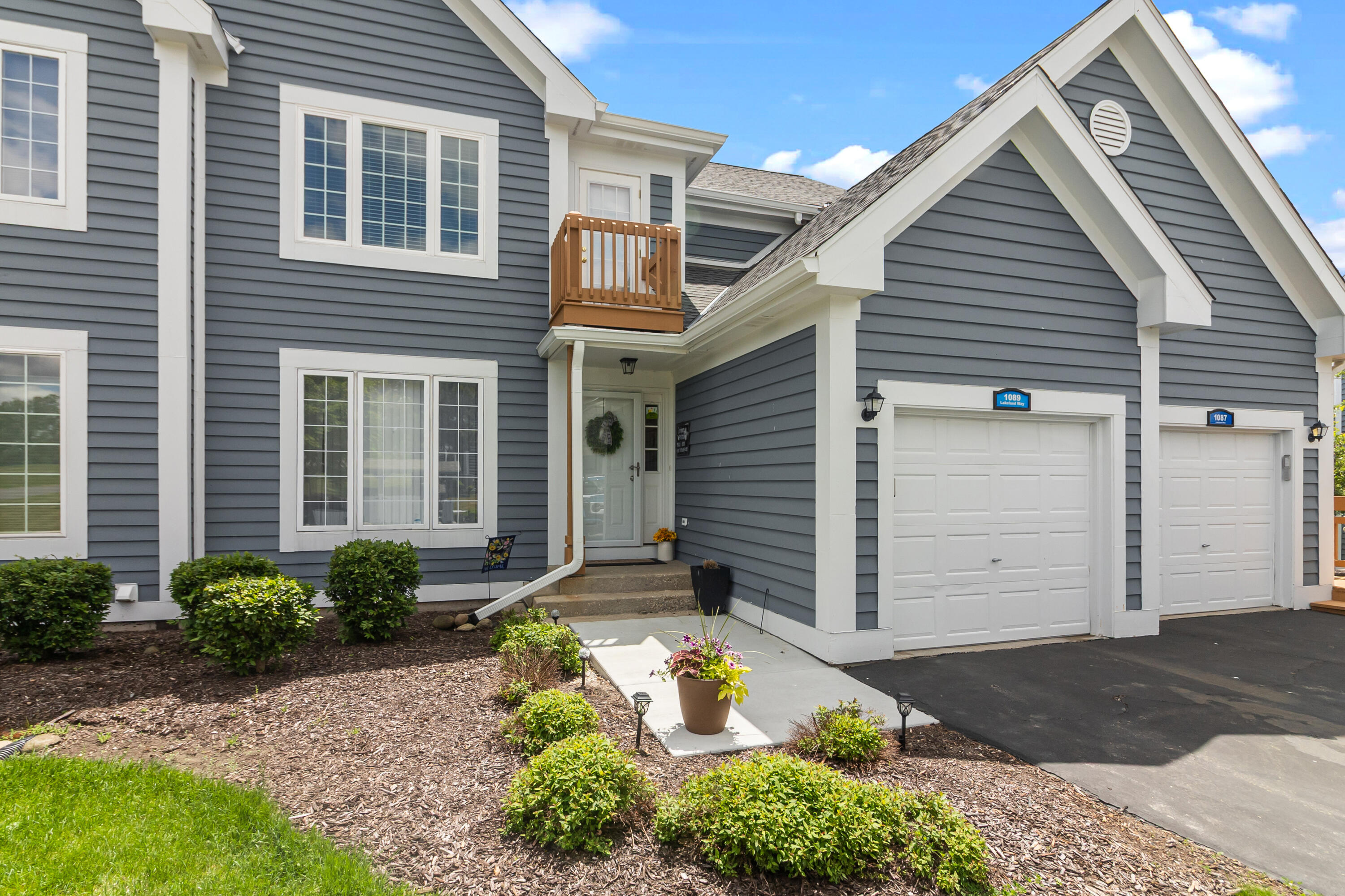 1089 Lakeland Way, Unit 919 Geneva, WI 53147 - Photo 1 of 32 2_____1089 lakeland way