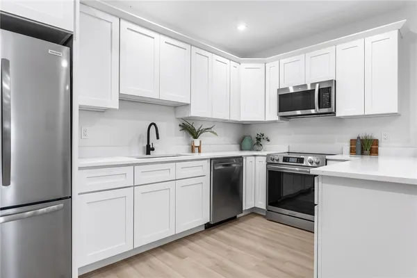 $2,500 | 50 Murray Street, Providence, RI 02909