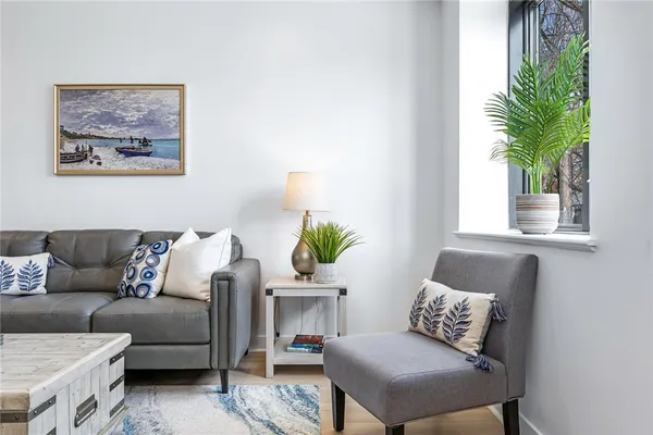 $2,500 | 50 Murray Street, Providence, RI 02909