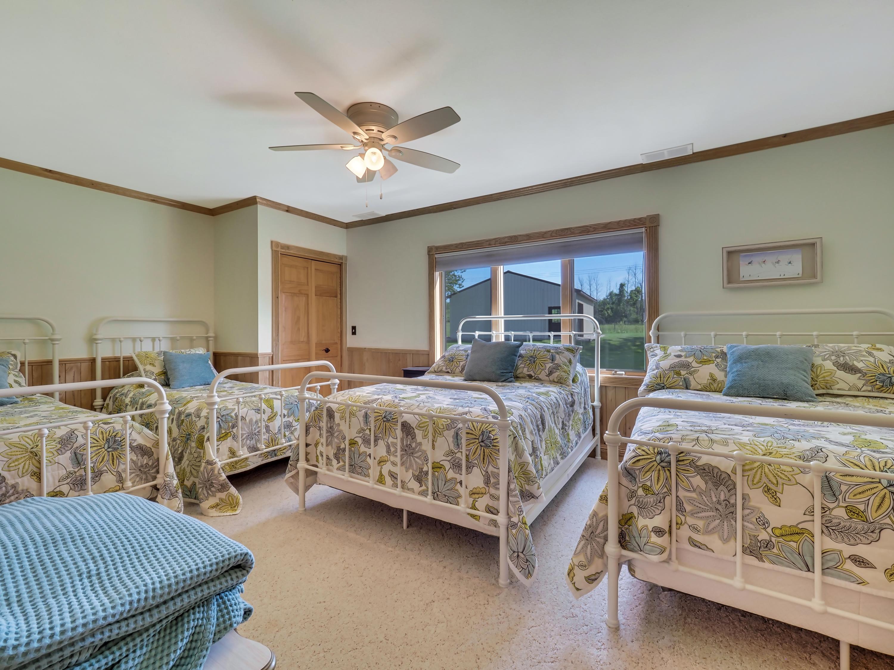 3869 Greenmans Point Road Cheboygan, MI 49721 - Photo 30 of 43 Gallery Image 30