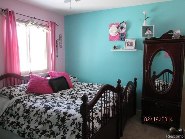 609 Kentucky Drive Rochester, MI 48307 - Photo 7 of 17 Bedroom2.jpg