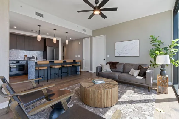 $4,275 | 84 East Avenue, Unit 1906, Austin, TX 78701