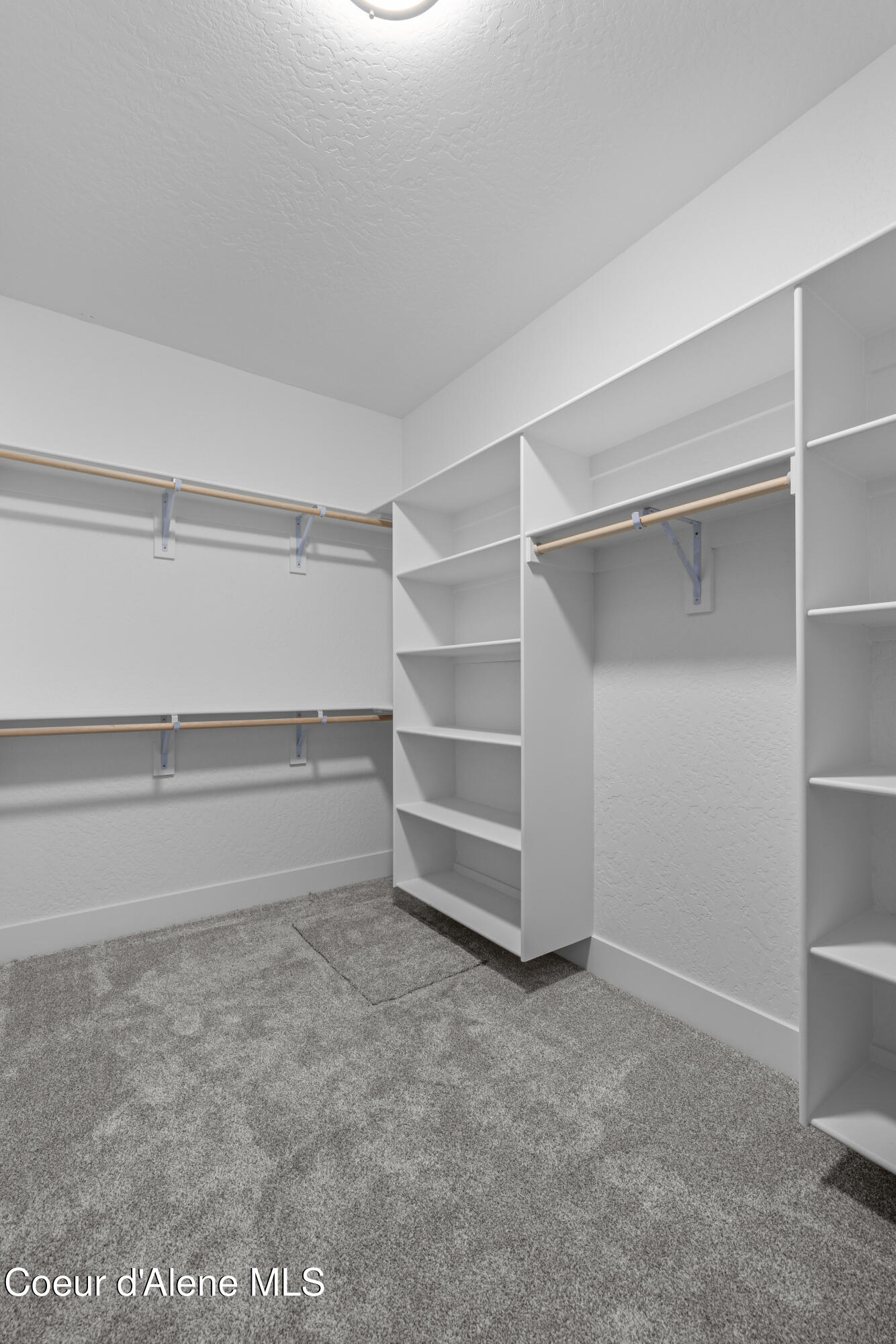 5967 West Moresby Avenue Rathdrum, ID 83858 - Photo 15 of 28 Walk in closet