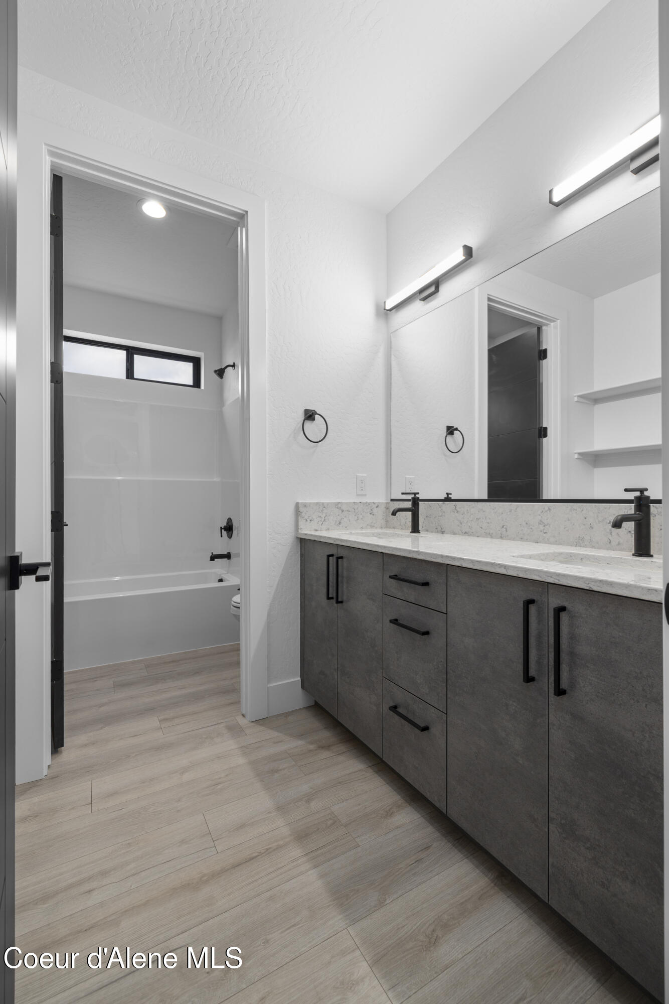 5967 West Moresby Avenue Rathdrum, ID 83858 - Photo 20 of 28 Guest bath