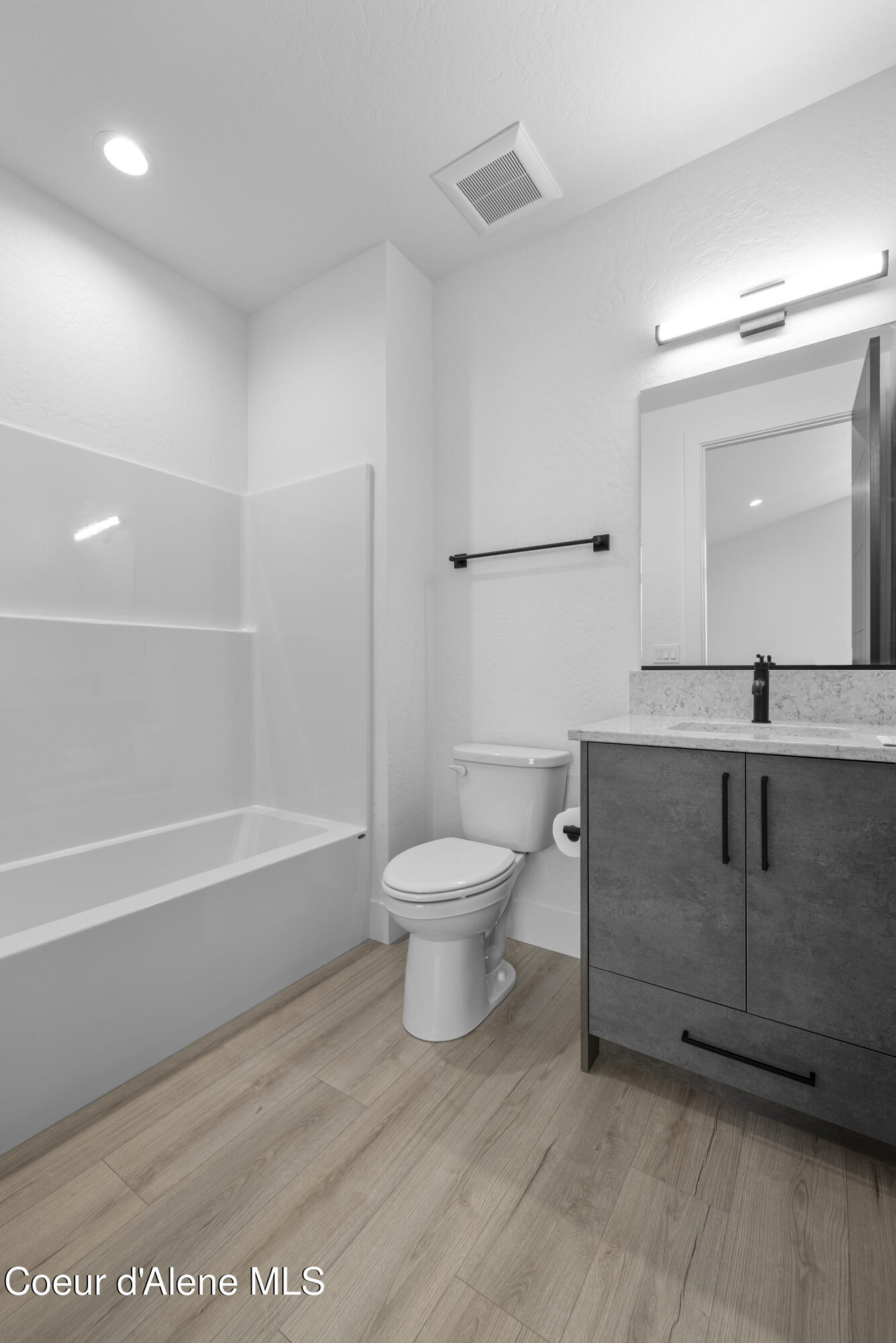 5967 West Moresby Avenue Rathdrum, ID 83858 - Photo 25 of 28 Bonus room bathroom