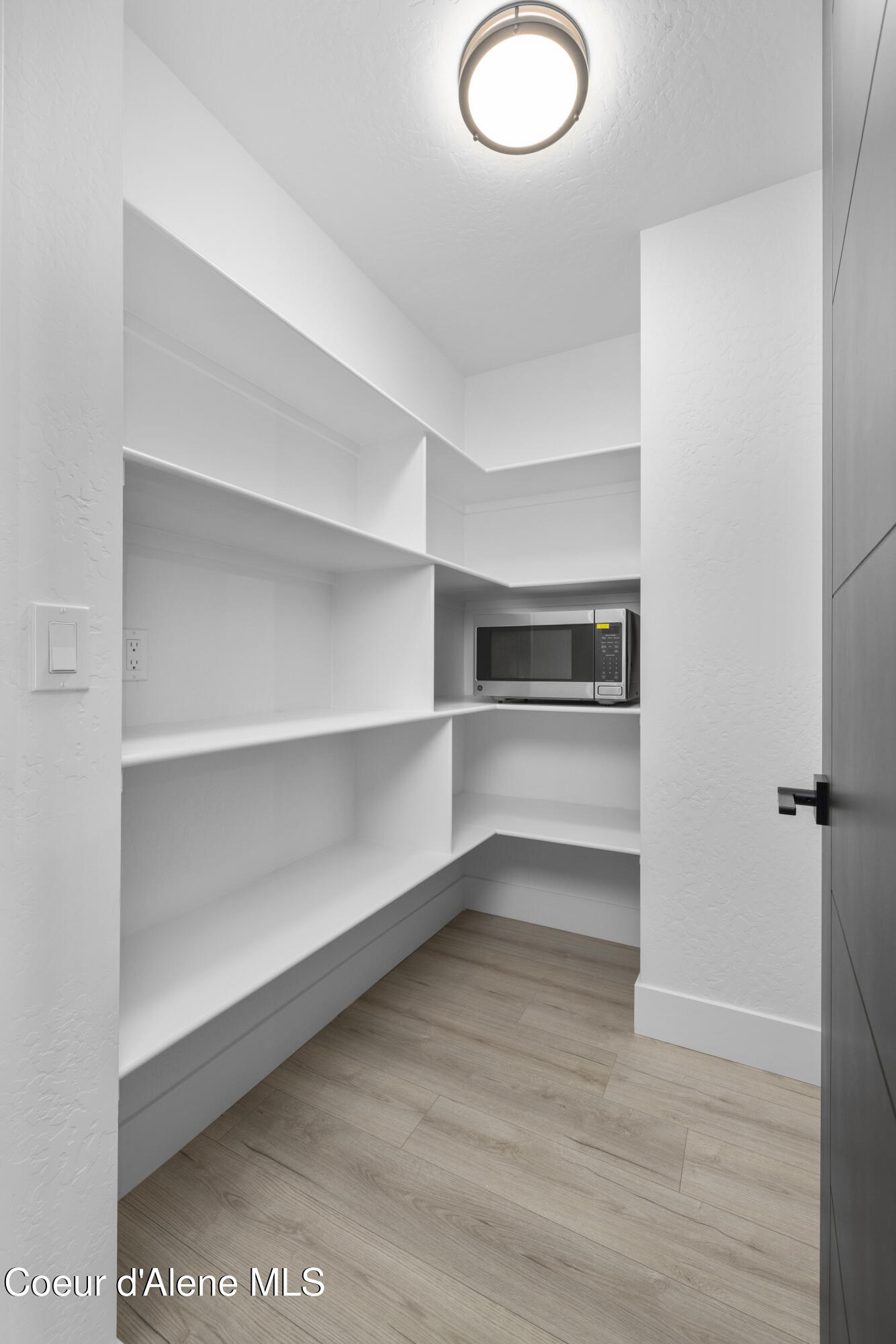 5967 West Moresby Avenue Rathdrum, ID 83858 - Photo 9 of 28 Pantry