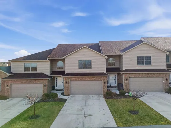 $464,900 | 18145 94th Avenue, Tinley Park, IL 60487