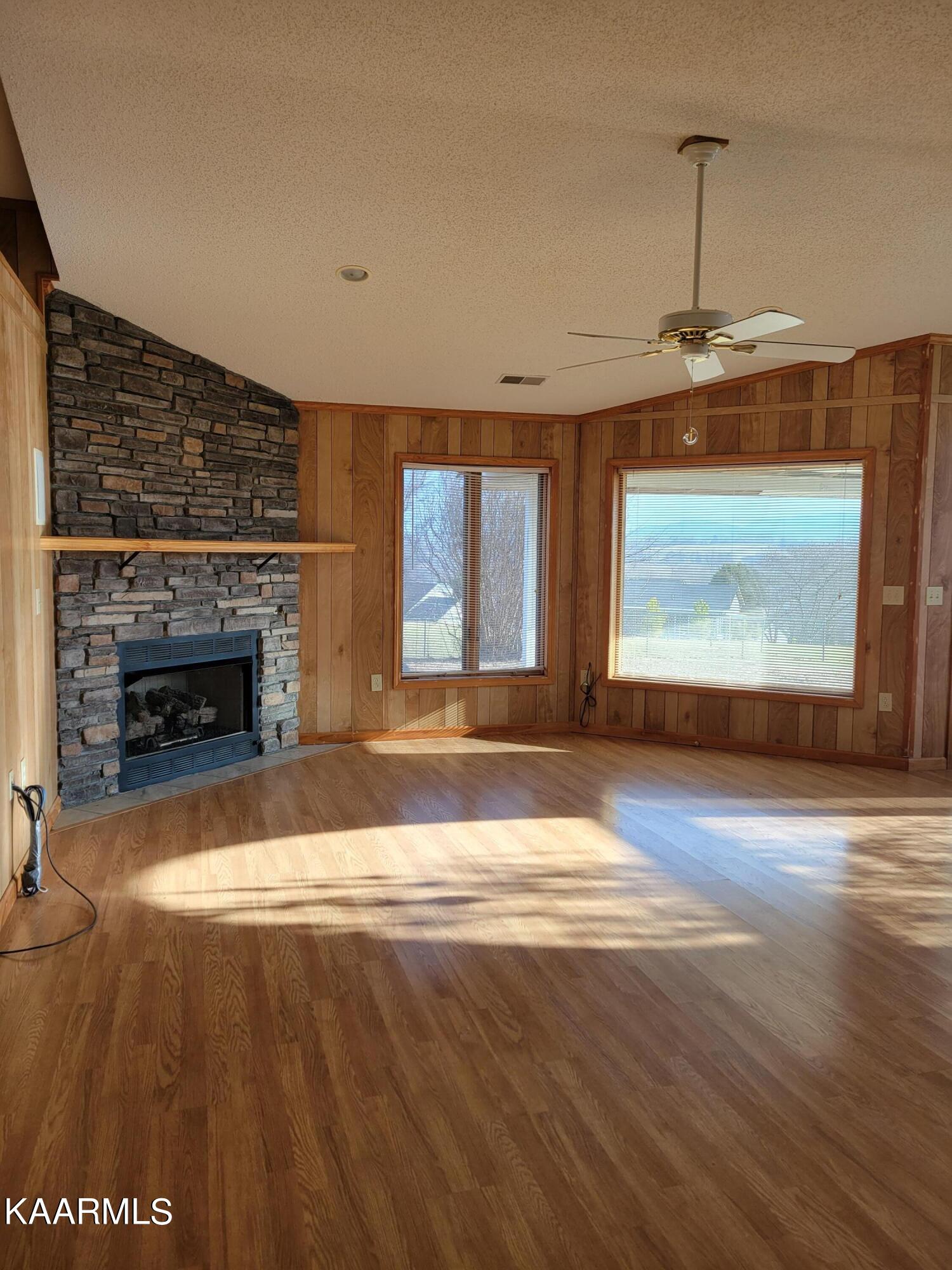 1605 Rivergate Ridge Court Sevierville, TN 37862 - Photo 19 of 19 20230111_095908 (1)