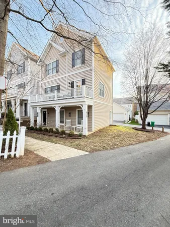 $749,999 | 628 Bright Meadow Mews, Gaithersburg, MD 20878