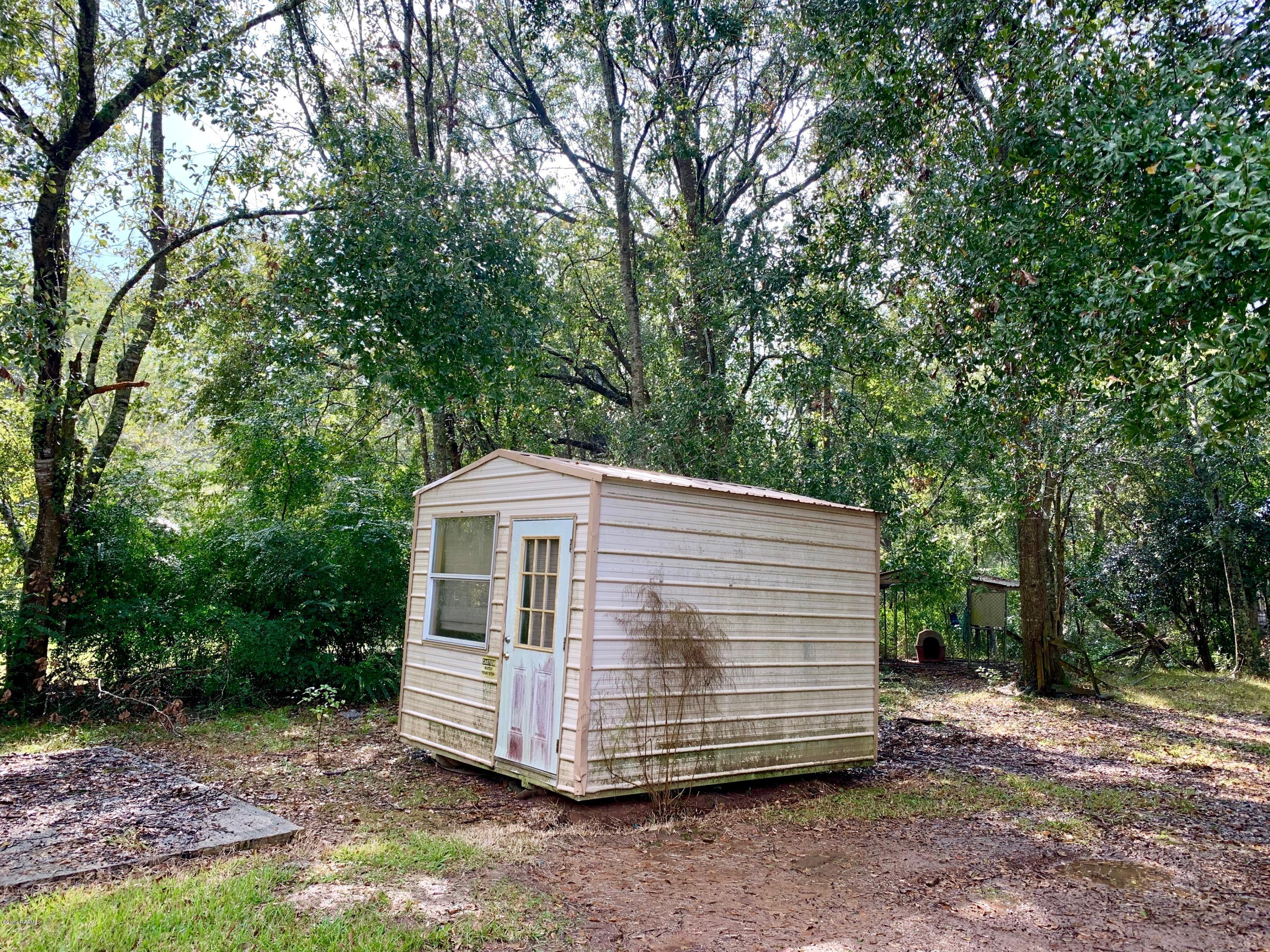 6736 Cemetery Road St. Martinville, LA 70582 - Photo 4 of 28 Gallery Image 4
