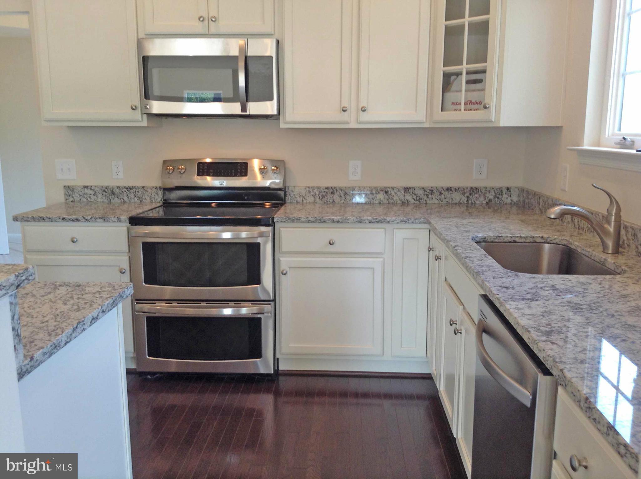5288 Longbow Road King George, VA 22485 - Photo 7 of 30 Kitchen