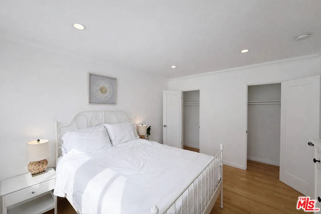 1027 20th Street, Unit S Santa Monica, CA 90403 - Photo 8 of 13