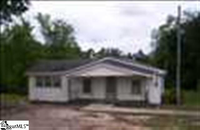 441 Little Acres Road Clinton, SC 29325 - Photo 1 of 7 Gallery Image 1