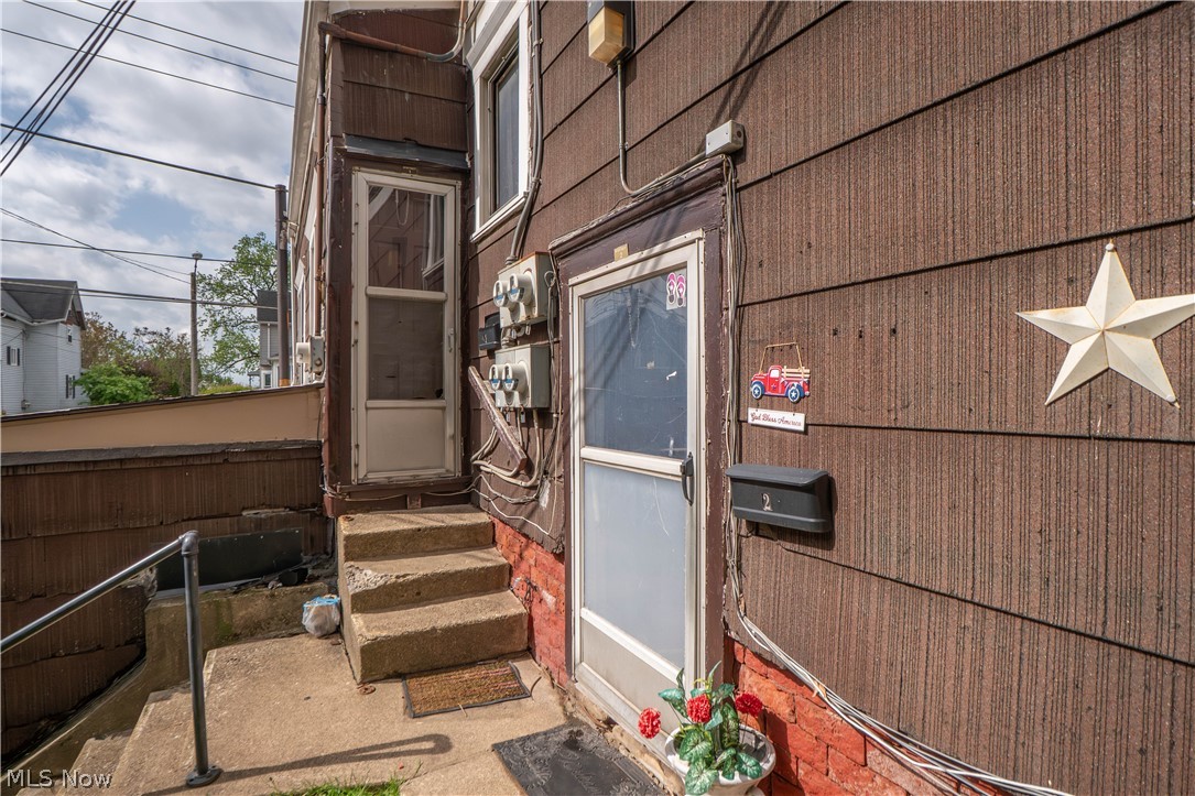 2221 6th Street Southwest Canton, OH 44706 - Photo 7 of 27