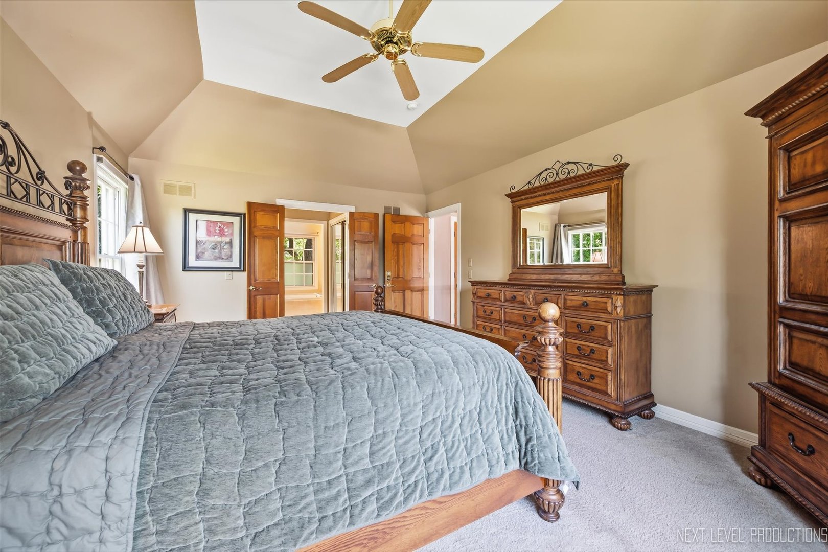 1002 Stonehedge Road St. Charles, IL 60174 - Photo 19 of 36